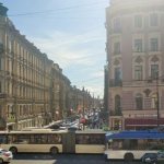 Перекресток Невского и Рубинштейна. Одно из самых шумных мест Петербурга.