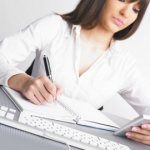 Стоит ли обращаться к посредникам? Фото: freedigitalphotos.net